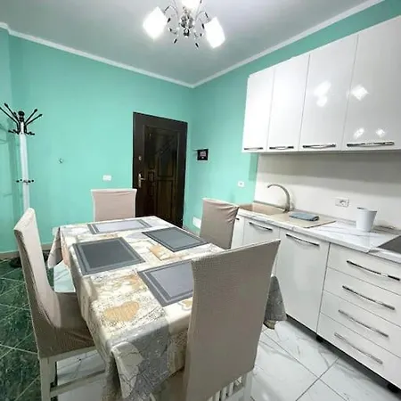 Anisa Apartment *